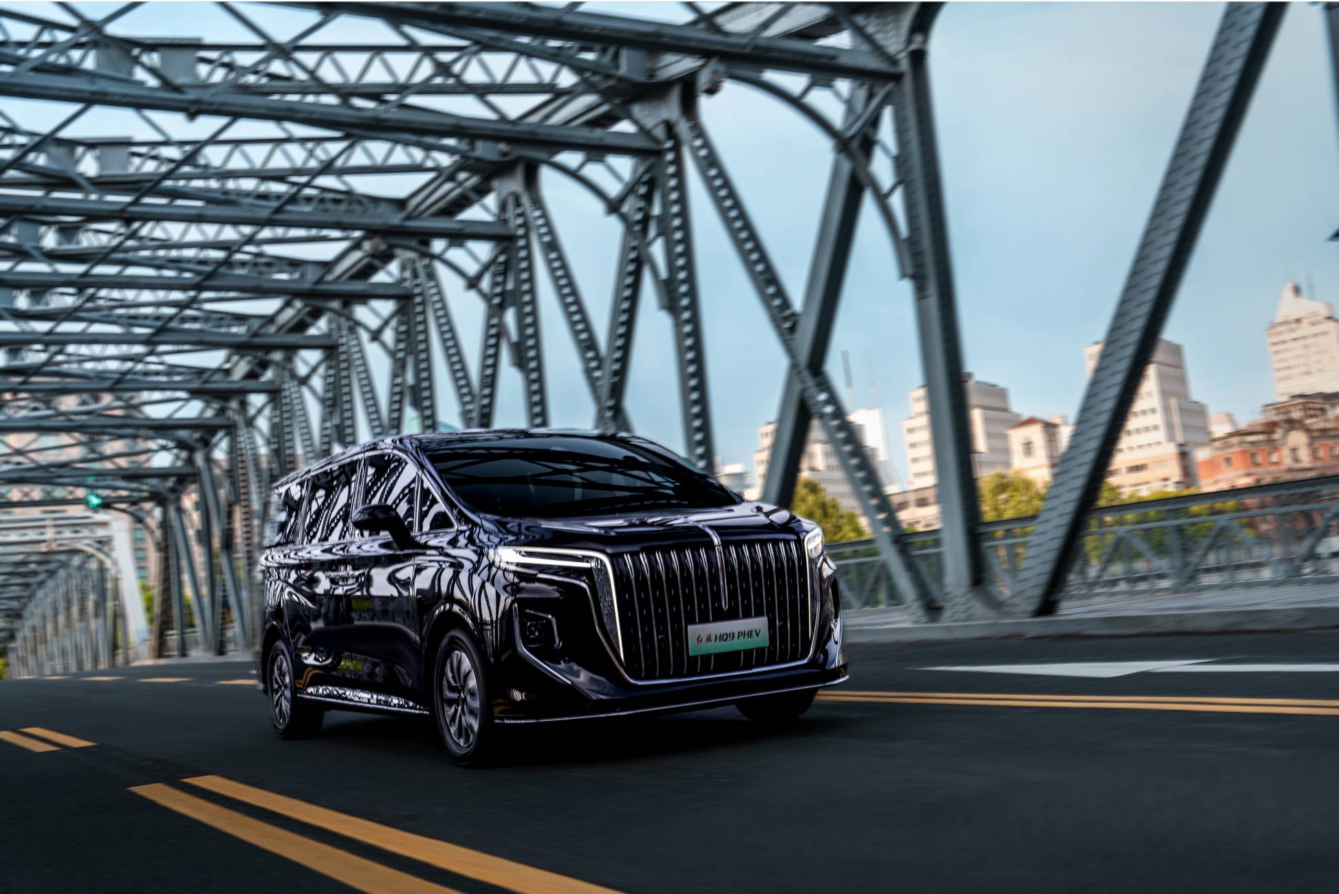 高端出行再進(jìn)階 新紅旗H9/紅旗HQ9 PHEV 合肥上市(圖7)